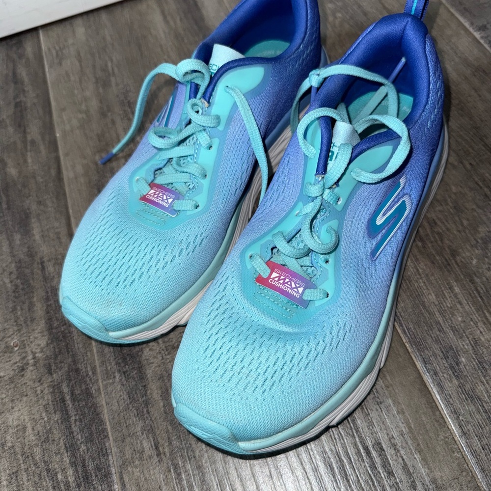 Skechers Blue Athletic Shoes with Breathable Mesh and Lightweight Design